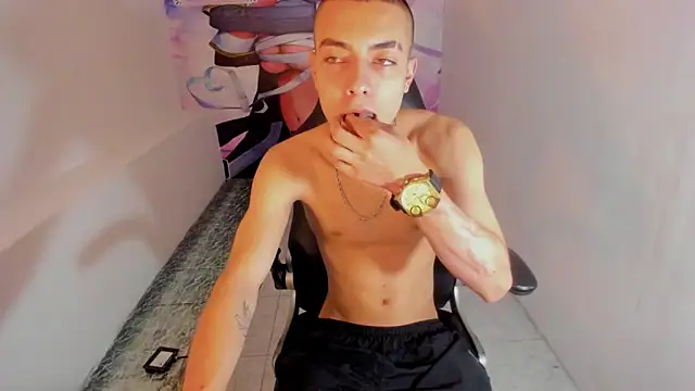 Dereck Boy8 online show from 12-17-25, 03:44