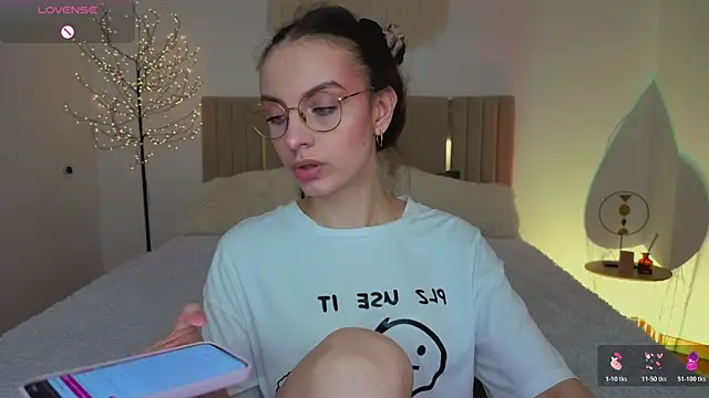 Real cutie1 online show from 04-08-26, 12:50