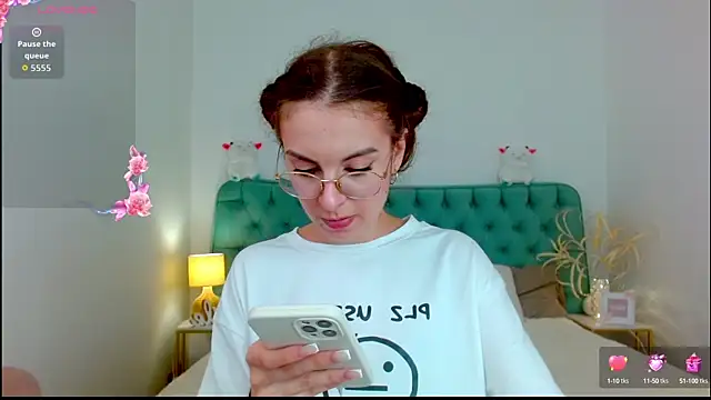 Real cutie1 online show from 09-09-25, 09:13