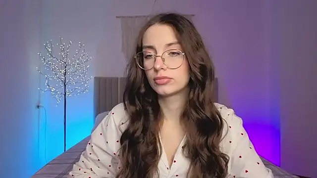 Real cutie1 online show from 03-04-26, 02:03