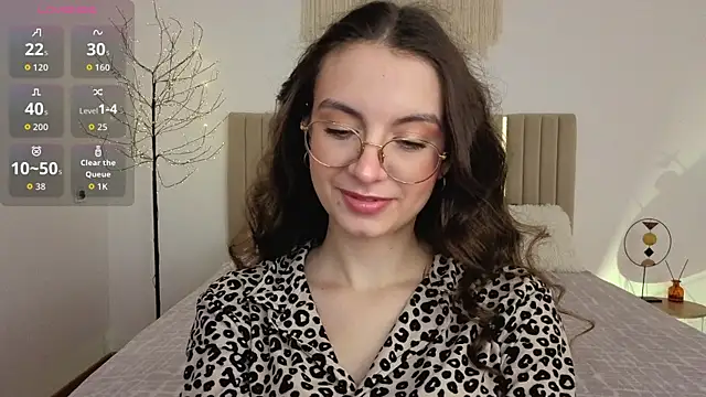 Real cutie1 online show from 06-06-26, 12:54