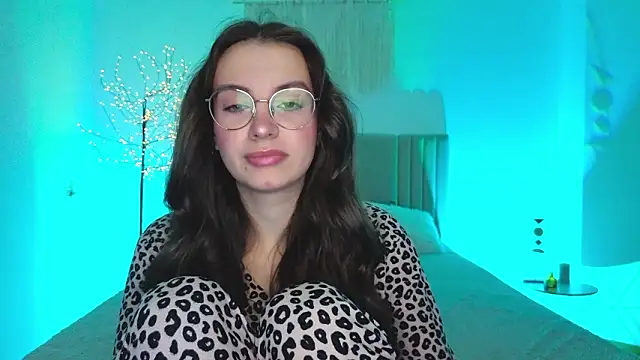 Real cutie1 online show from 03-11-26, 02:22