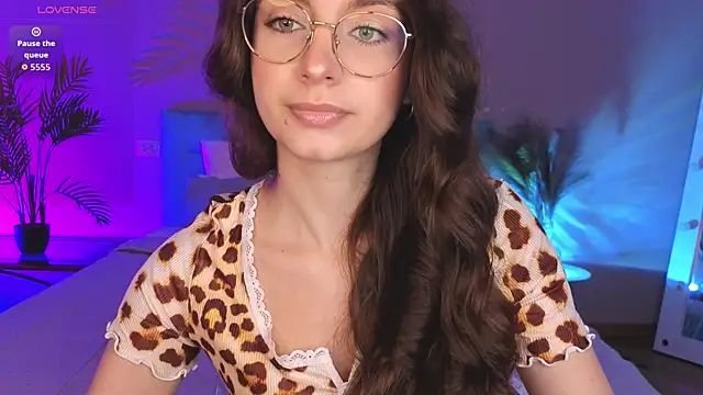 Real cutie1 online show from 07-10-26, 02:17
