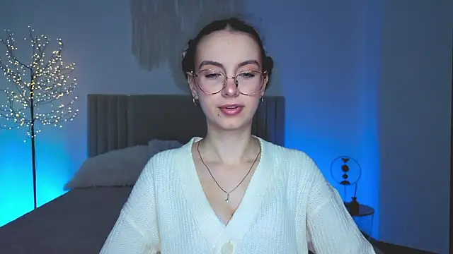 Real cutie1 online show from 03-23-26, 02:50