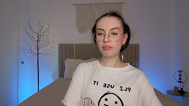 Real cutie1 online show from 03-27-26, 02:29