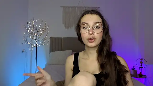 Real cutie1 online show from 02-16-26, 02:05