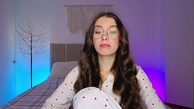 Real cutie1 online show from 03-02-26, 02:13