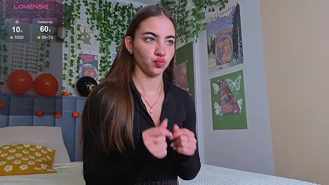 Ashley Pierce online show from 11-05-25, 04:15