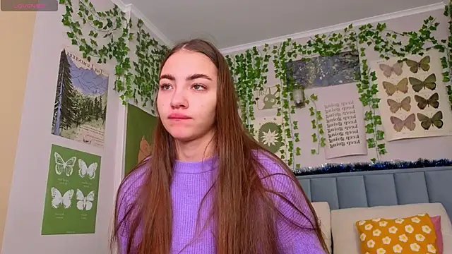 Ashley Pierce online show from 01-07-26, 04:06