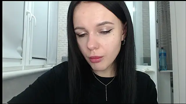 Snapshot of Blair_Yates chatting on 10-14-25, 10:53 Blair Yates online show from 10-14-25, 10:53
