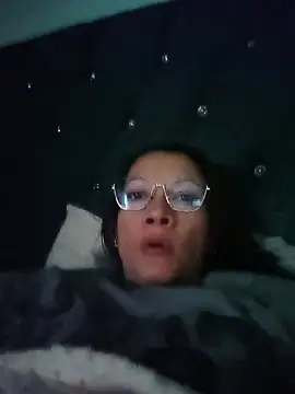 Snapshot of Chriss_girl_of_imaginatio chatting on 07-16-26, 01:19 Chriss girl of imaginatio online show from 07-16-26, 01:19