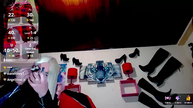 Snapshot of blondehot5v chatting on 10-06-25, 12:23 blondehot5v online show from 10-06-25, 12:23