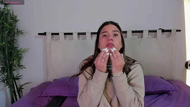 Rachell criss online show from 02-19-26, 04:31