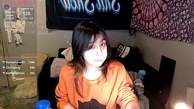 Snapshot of London_Ray chatting on 10-20-25, 05:20 London Ray online show from 10-20-25, 05:20