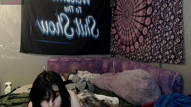 Snapshot of London_Ray chatting on 09-29-25, 04:08 London Ray online show from 09-29-25, 04:08