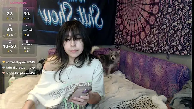 Snapshot of London_Ray chatting on 09-20-25, 09:47 London Ray online show from 09-20-25, 09:47
