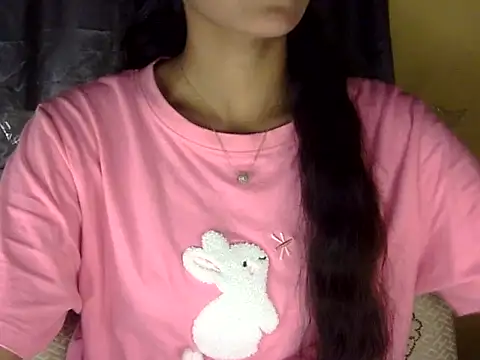 Snapshot of zara_Khan0 chatting on 09-26-25, 02:57 zara Khan0 online show from 09-26-25, 02:57