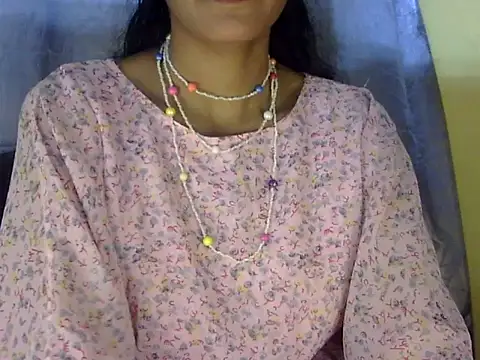 Snapshot of zara_Khan0 chatting on 09-22-25, 04:46 zara Khan0 online show from 09-22-25, 04:46