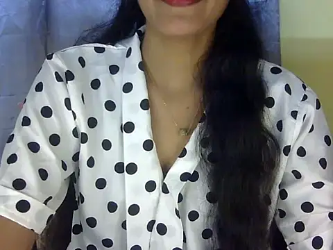 Snapshot of zara_Khan0 chatting on 09-21-25, 03:06 zara Khan0 online show from 09-21-25, 03:06