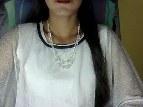 Snapshot of zara_Khan0 chatting on 10-15-25, 01:52 zara Khan0 online show from 10-15-25, 01:52