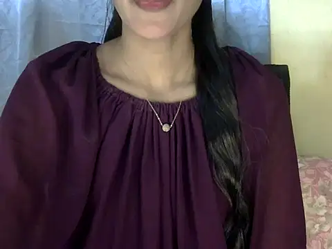Snapshot of zara_Khan0 chatting on 09-29-25, 01:39 zara Khan0 online show from 09-29-25, 01:39
