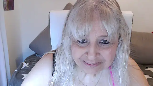 SusiLifeXXX online show from 09-26-25, 07:10