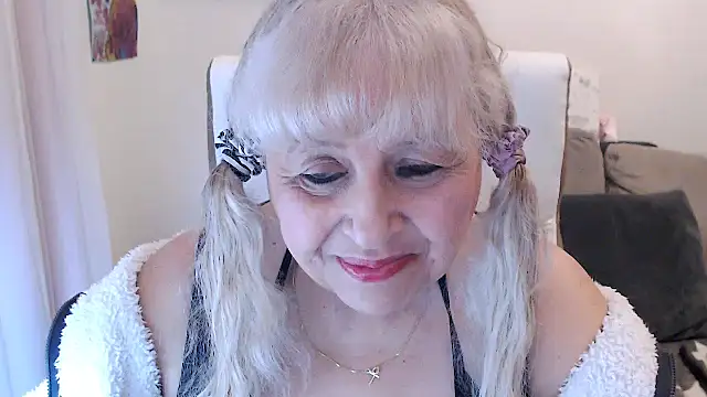 SusiLifeXXX online show from 10-21-25, 06:29