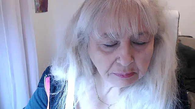 SusiLifeXXX online show from 10-11-25, 06:31