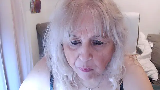 SusiLifeXXX online show from 11-29-25, 10:10