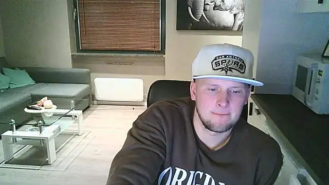 Dartanjanas13 online show from 11-07-25, 10:24