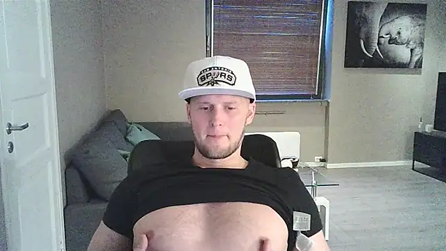 Snapshot of Dartanjanas13 chatting on 09-20-25, 04:56 Dartanjanas13 online show from 09-20-25, 04:56