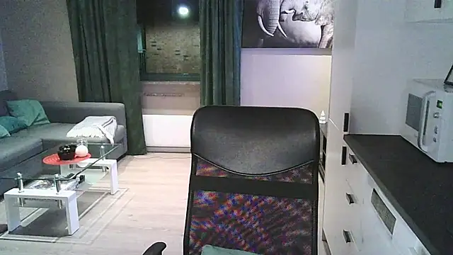 Dartanjanas13 online show from 02-12-26, 05:34
