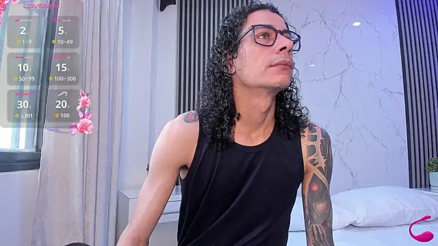 JackAndRosse  online show from 12-18-25, 01:59