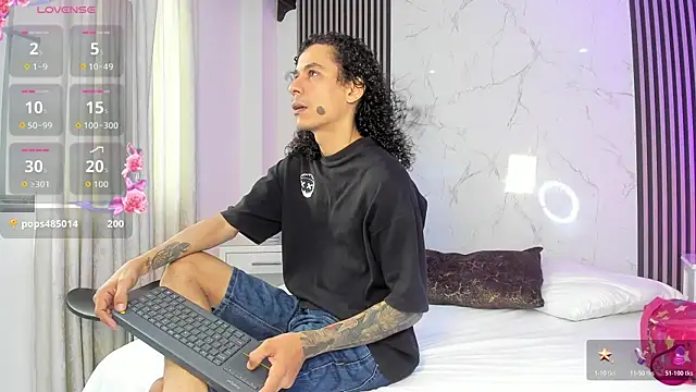 JackAndRosse  online show from 12-16-25, 01:59