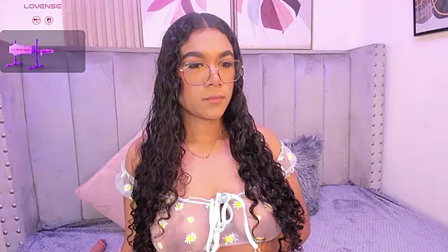 Seshat Hitt online show from 04-09-26, 03:19