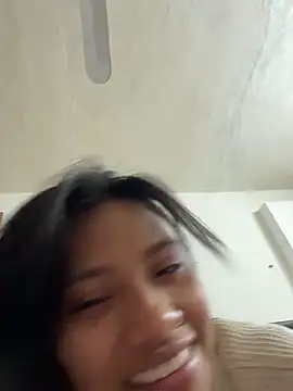 Snapshot of Nia_Desire chatting on 05-21-26, 09:39 Nia Desire online show from 05-21-26, 09:39