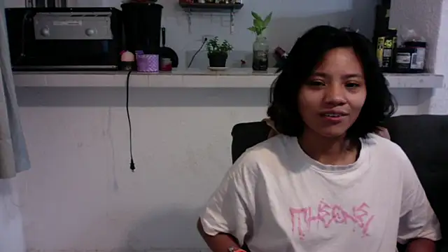 Snapshot of Nia_Desire chatting on 05-26-26, 05:05 Nia Desire online show from 05-26-26, 05:05
