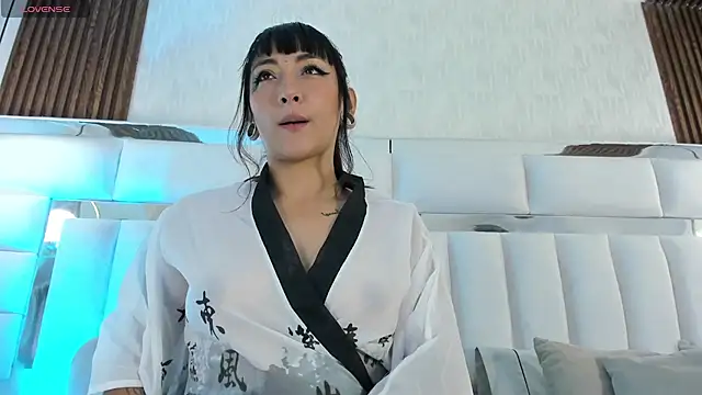 Snapshot of im_kasumi chatting on 10-21-25, 01:54 im kasumi online show from 10-21-25, 01:54