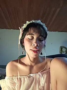 dolliette24 online show from 06-19-26, 01:06