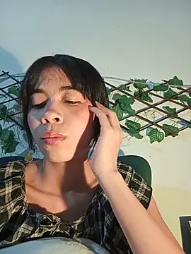 dolliette24 online show from 06-13-26, 04:43