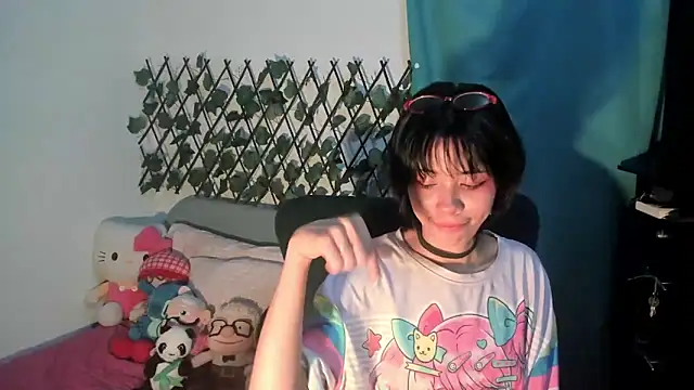 Snapshot of dolliette24 chatting on 09-23-25, 03:13 dolliette24 online show from 09-23-25, 03:13