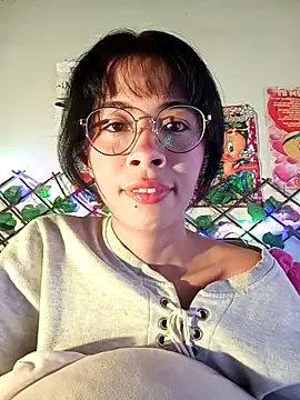 dolliette24 online show from 05-10-26, 09:35