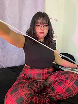 Snapshot of Lolii_Zoe chatting on 02-15-26, 12:22 Lolii Zoe online show from 02-15-26, 12:22