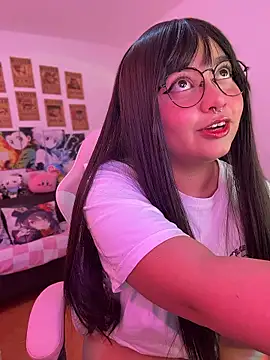 Snapshot of Lolii_Zoe chatting on 01-12-26, 04:25 Lolii Zoe online show from 01-12-26, 04:25