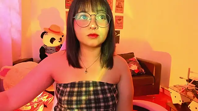 Snapshot of Lolii_Zoe chatting on 10-02-25, 08:12 Lolii Zoe online show from 10-02-25, 08:12