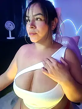 Danniela20 online show from 11-11-25, 06:19