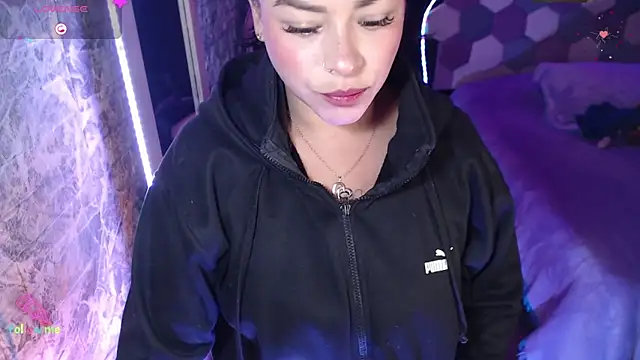Danniela20 online show from 06-16-26, 04:45