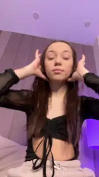 ZoeyNeal online show from 04-11-26, 02:43