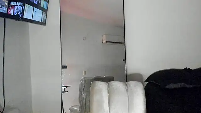 ThiagoLugo online show from 09-23-25, 04:03