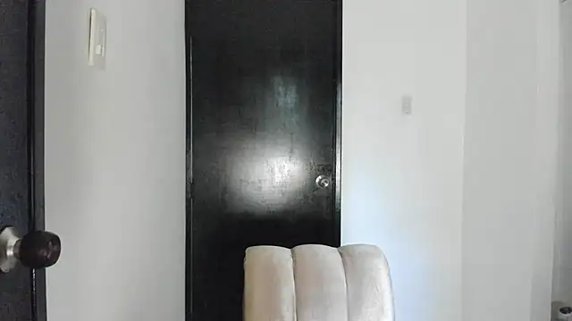 Snapshot of ThiagoLugo chatting on 07-07-26, 03:15 ThiagoLugo online show from 07-07-26, 03:15